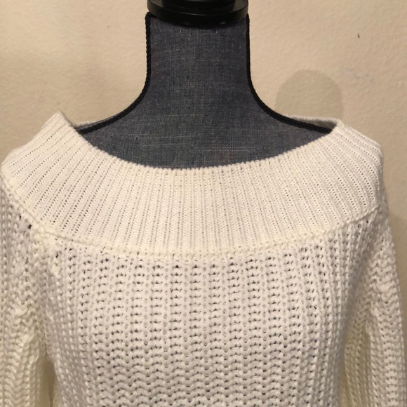 Fluffy volume sleeves sweater - Picture 3 of 8
